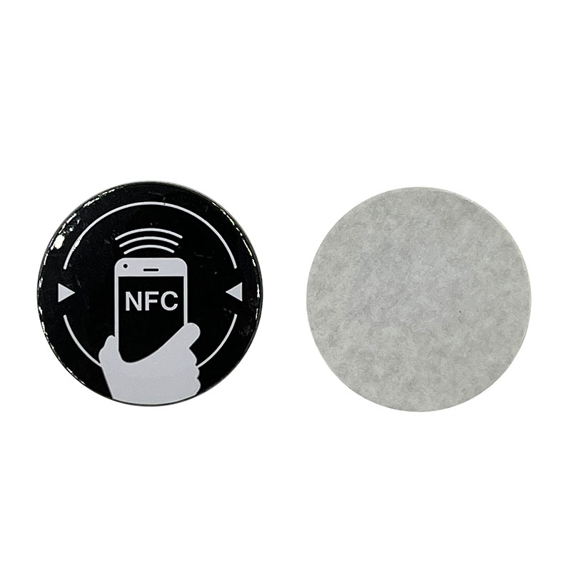 La radiofréquence étiquette les étiquettes anti-métal NFC RFID pour le téléphone portable